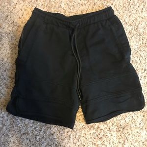 Grand AC sweatshorts in black